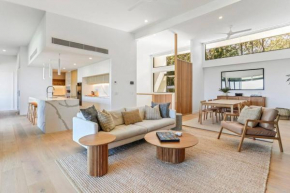Luxury Holiday Living, Noosa Heads